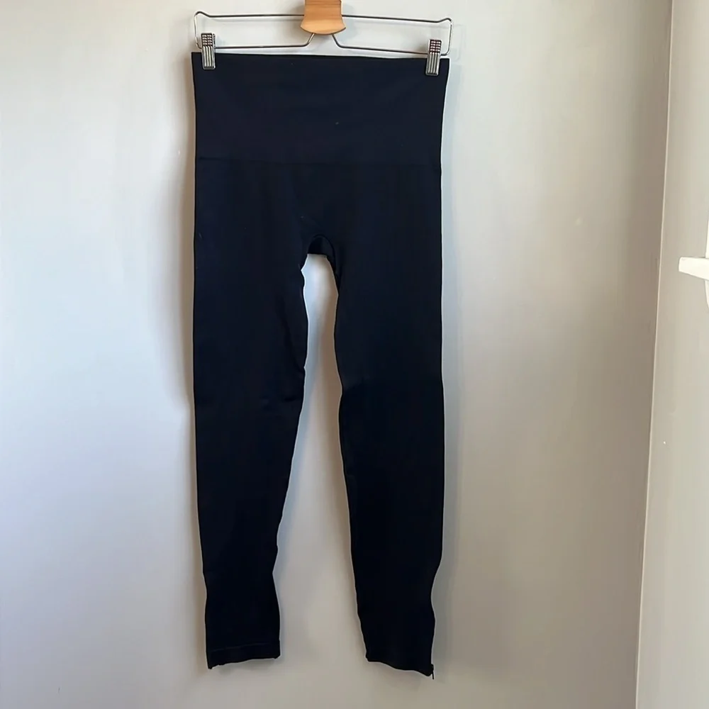 SPANX Seamless Zipper Ankle Leggings XL